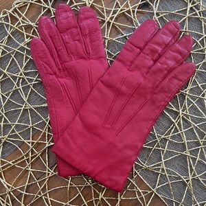 Vintage Red Leather Lined Gloves - Size 7